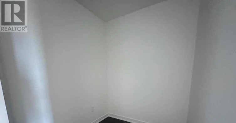 613-448 Burnahamthorpe Road W, Mississauga, ON, L5B 0R4 - 10