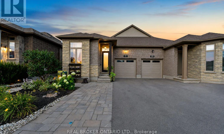 98 Woodberry Crescent