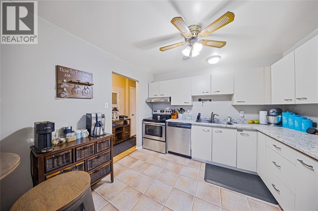 17-27 York Crescent, Sarnia, ON, N7S 6H9 - 5