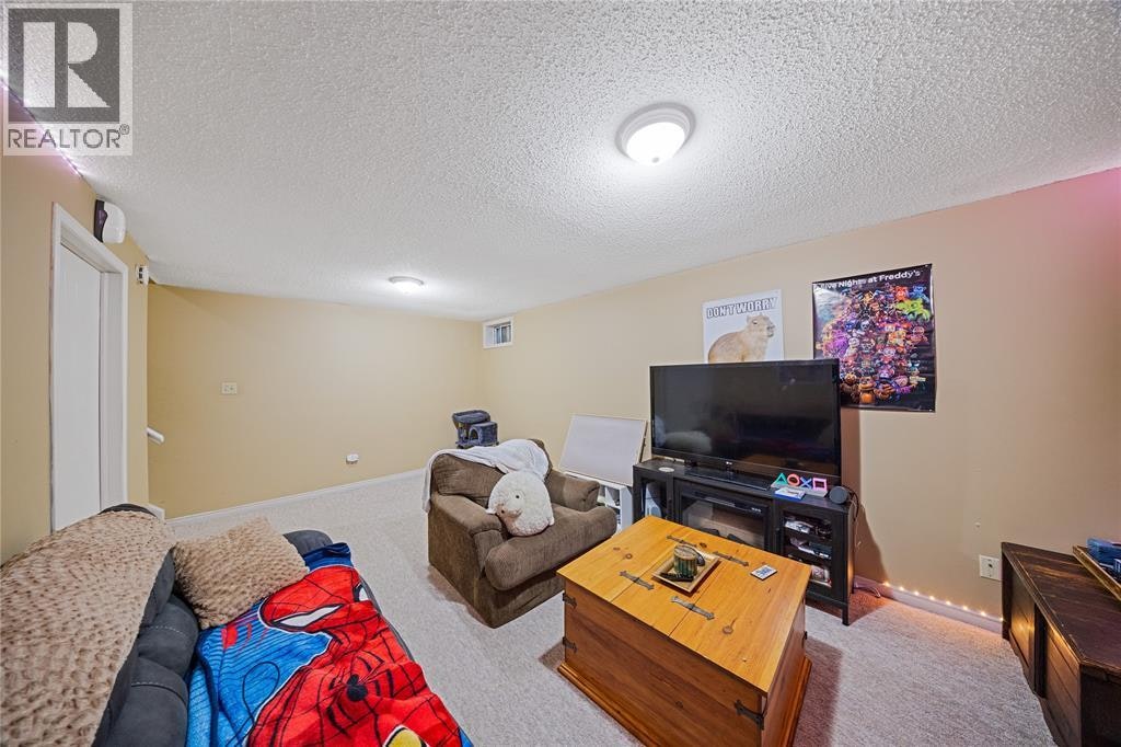 17-27 York Crescent, Sarnia, ON, N7S 6H9 - 21
