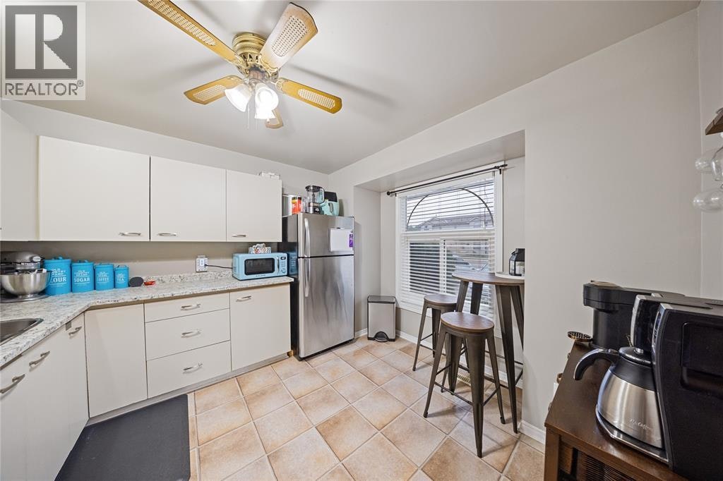 17-27 York Crescent, Sarnia, ON, N7S 6H9 - 4