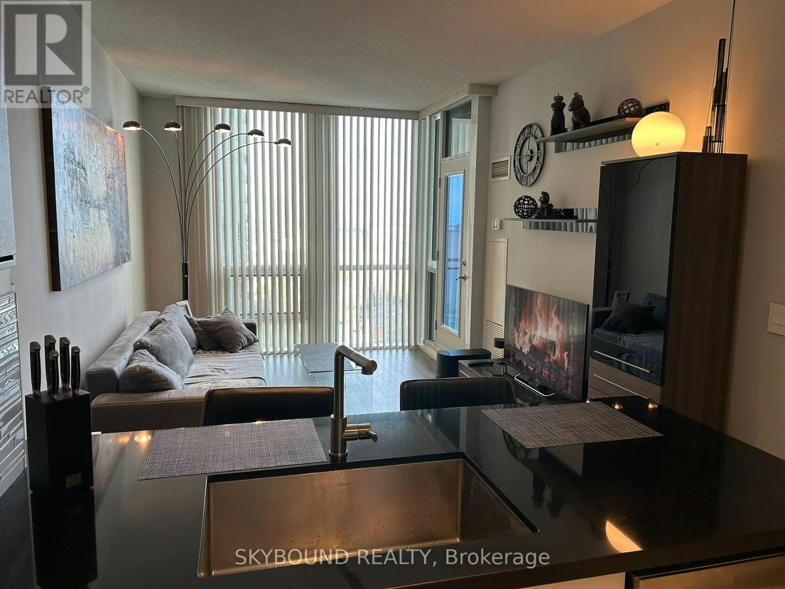 1706-3939 Duke Of York Boulevard, Mississauga, ON, L5B 4N2 - 13