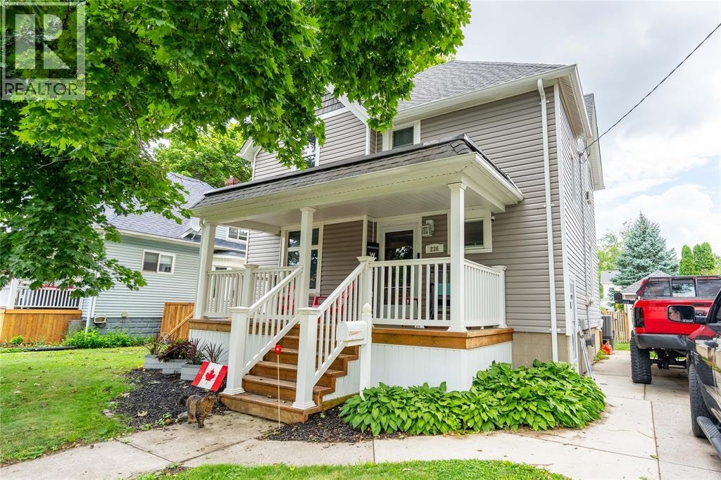 236 Brock Street South, Sarnia, ON, N7T 2W6