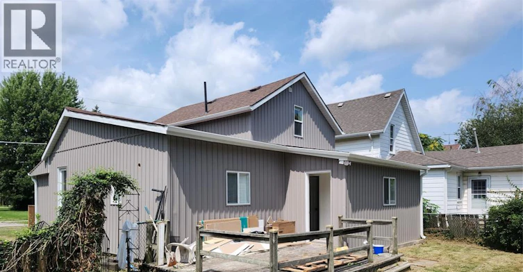 B-22 Gray Street, Chatham-Kent, ON, N7M 1S6 - 2