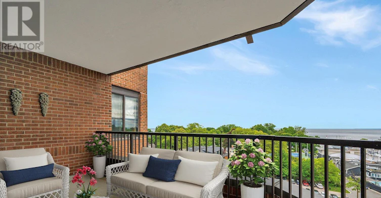 1105-100 Lakeshore Road E, Oakville, ON, L6J 6M9 - 16
