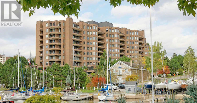 1105-100 Lakeshore Road E, Oakville, ON, L6J 6M9