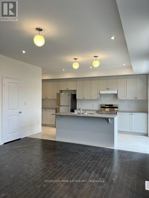 40 Steamboat Way, Whitby, ON, L1N 0M6 - 4
