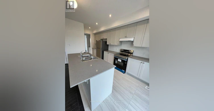 40 Steamboat Way, Whitby, ON, L1N 0M6 - 5