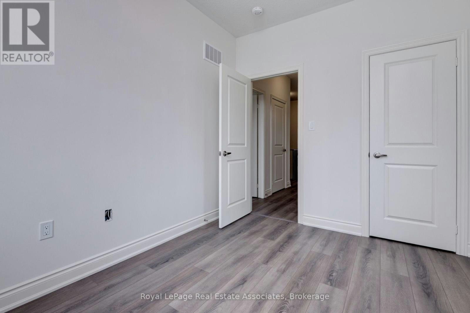 34 Attwater Drive, Cambridge, ON, N1T 0G6 - 32