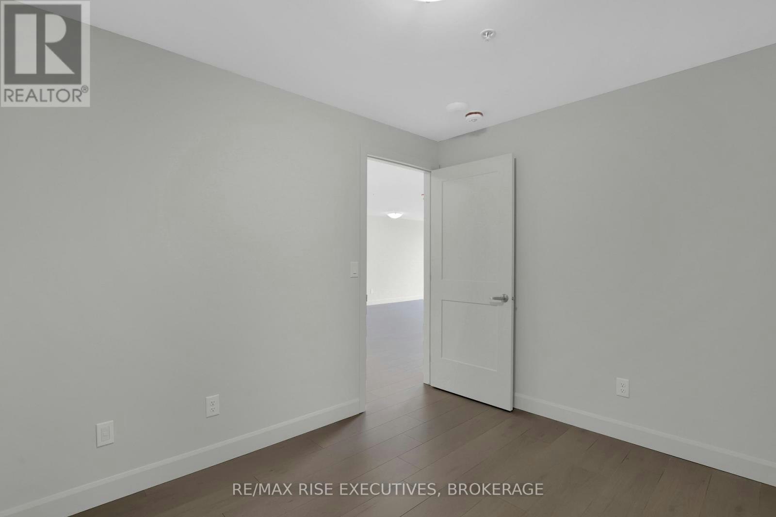 210-1080 Terra Verde Way, Kingston, ON, K7P 0V3 - 4
