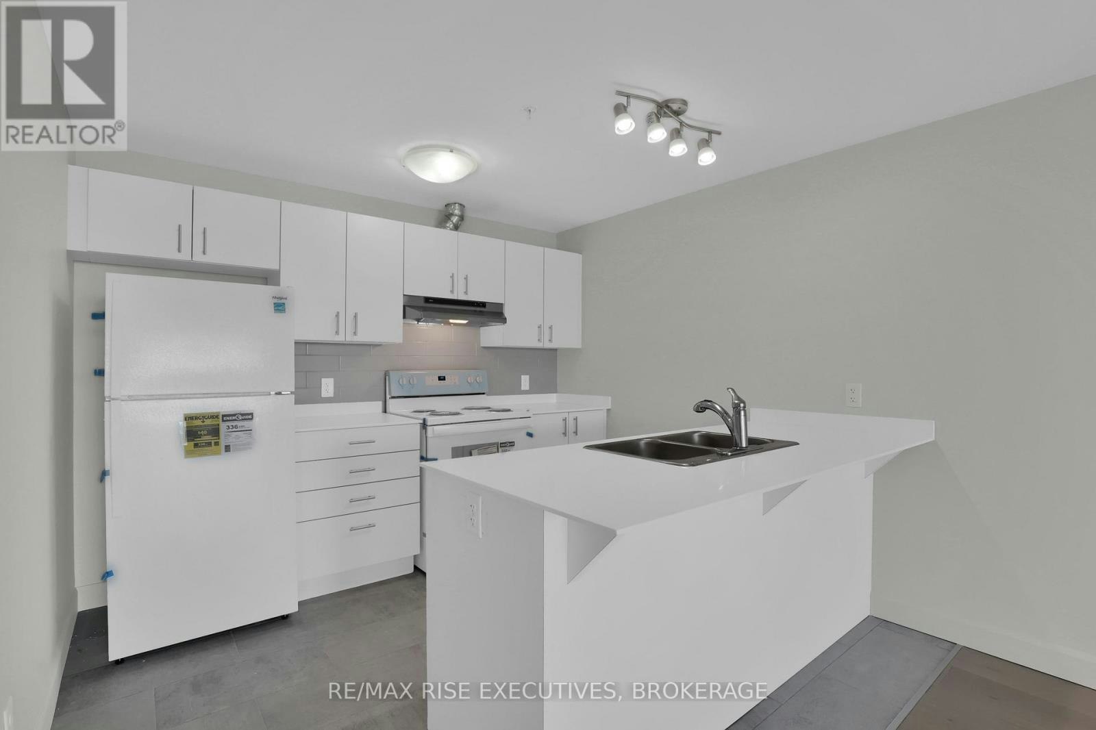 210-1080 Terra Verde Way, Kingston, ON, K7P 0V3 - 8