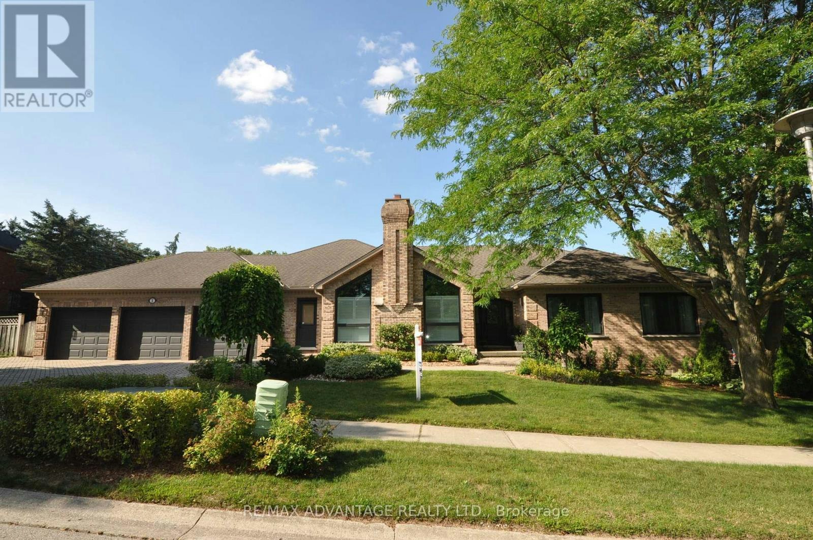 1 Smallman Drive, London, ON, N6G 4R3