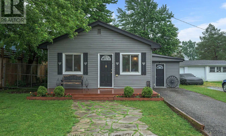 152 Elm Street