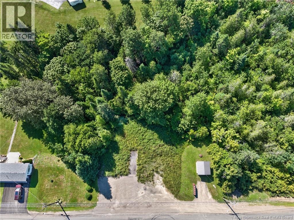 1768 Des Pionniers Avenue, Balmoral, NB, E8E 1G2