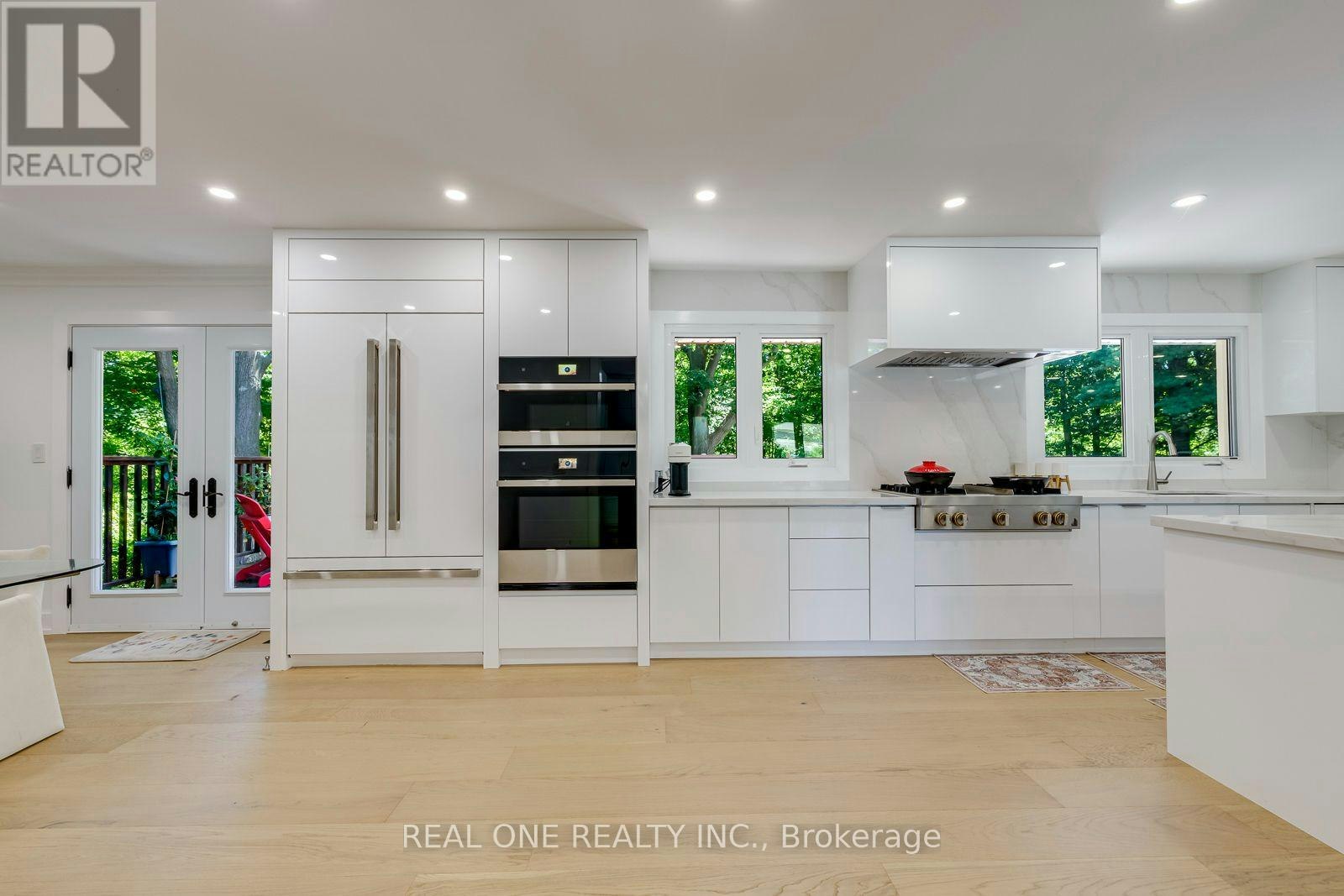 814 Calder Road, Mississauga, ON, L5J 2N5 - 12