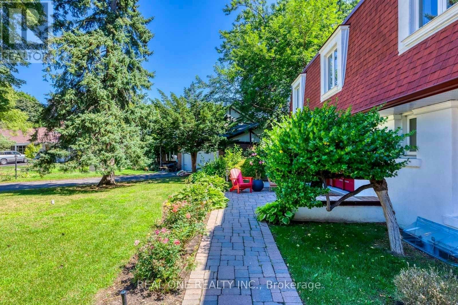 814 Calder Road, Mississauga, ON, L5J 2N5 - 3