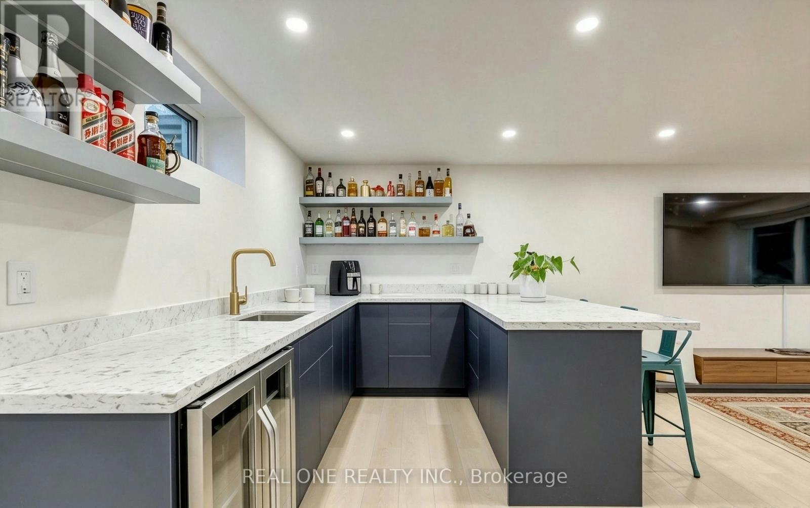 814 Calder Road, Mississauga, ON, L5J 2N5 - 28