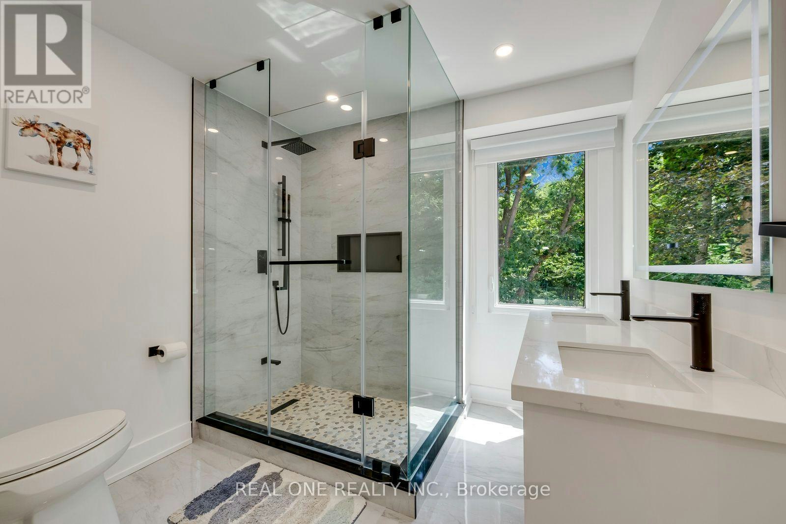 814 Calder Road, Mississauga, ON, L5J 2N5 - 26