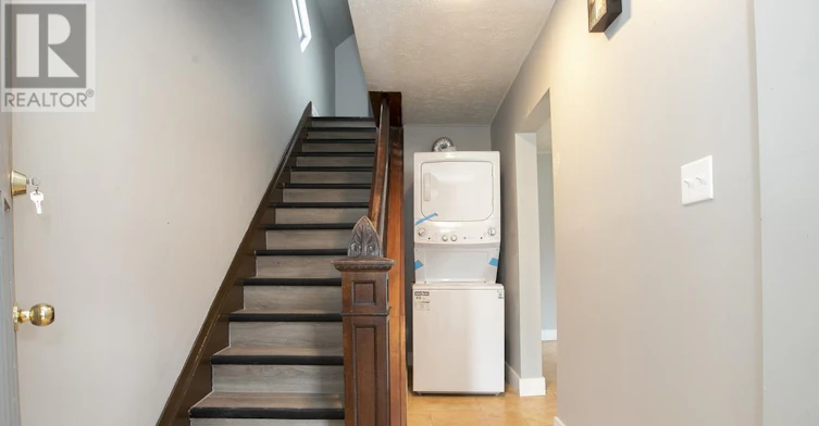 136 Biggings Avenue, Sault Ste. Marie, ON, P6A 3T9 - 25