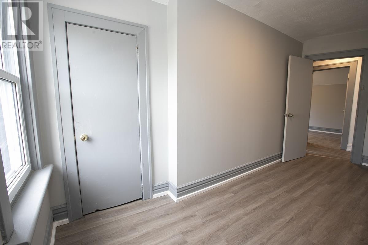 136 Biggings Avenue, Sault Ste. Marie, ON, P6A 3T9 - 31