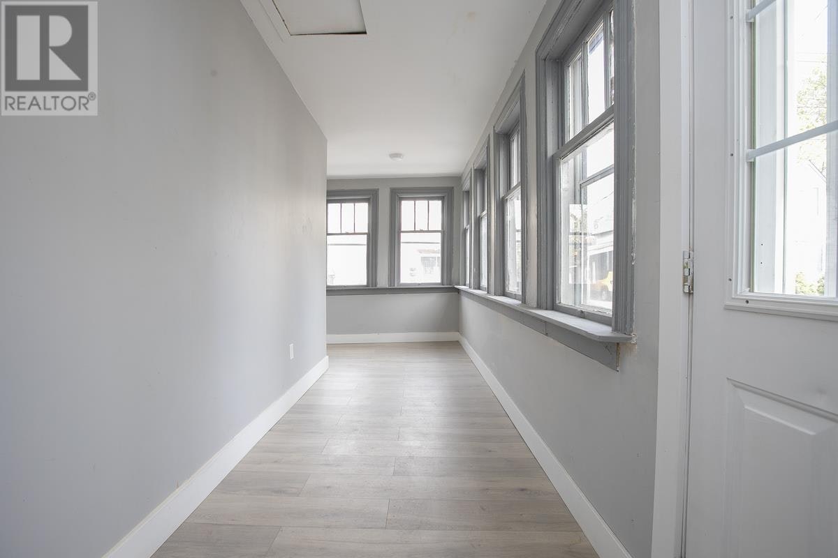 136 Biggings Avenue, Sault Ste. Marie, ON, P6A 3T9 - 13
