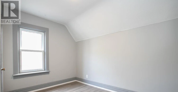 136 Biggings Avenue, Sault Ste. Marie, ON, P6A 3T9 - 28