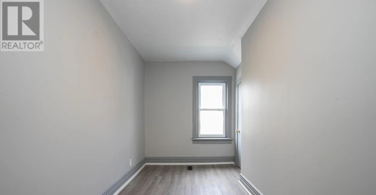 136 Biggings Avenue, Sault Ste. Marie, ON, P6A 3T9 - 30
