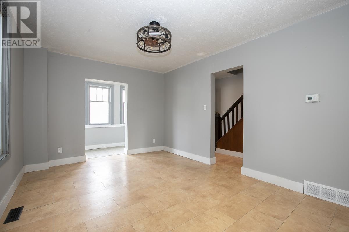 136 Biggings Avenue, Sault Ste. Marie, ON, P6A 3T9 - 19