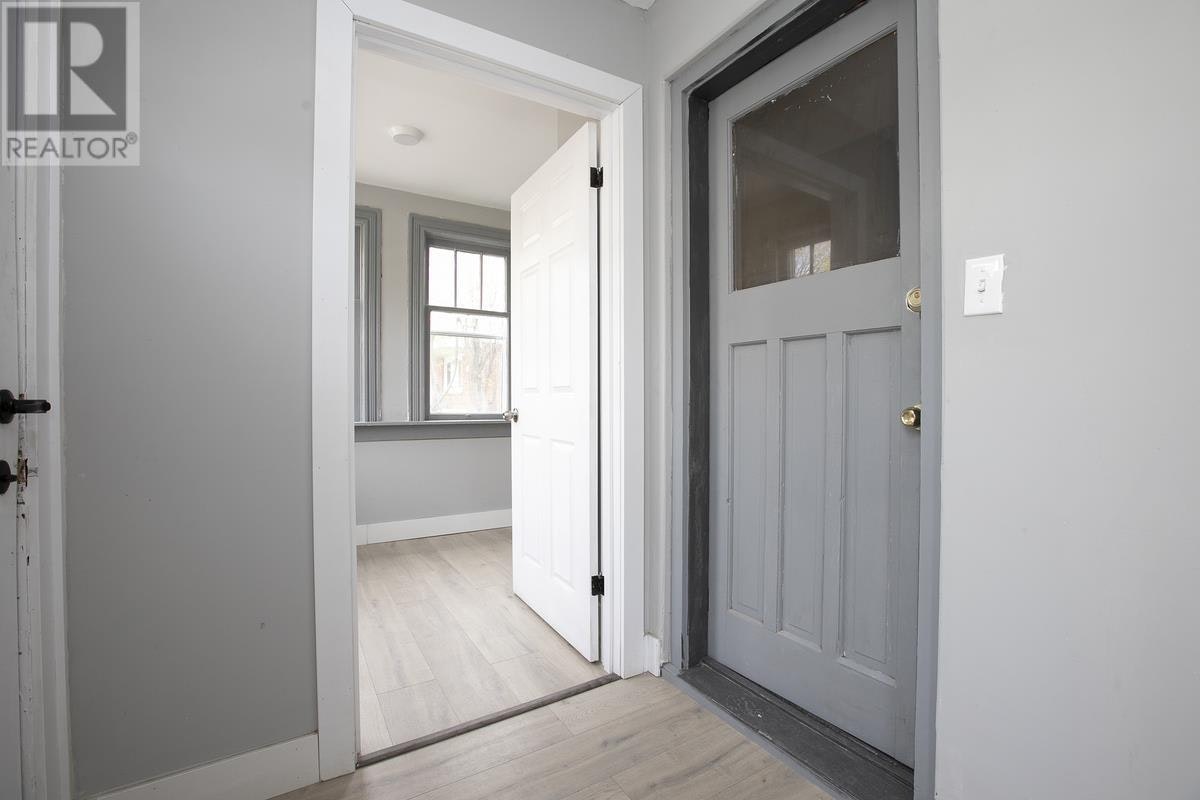 136 Biggings Avenue, Sault Ste. Marie, ON, P6A 3T9 - 10