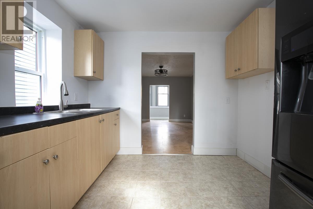 136 Biggings Avenue, Sault Ste. Marie, ON, P6A 3T9 - 23
