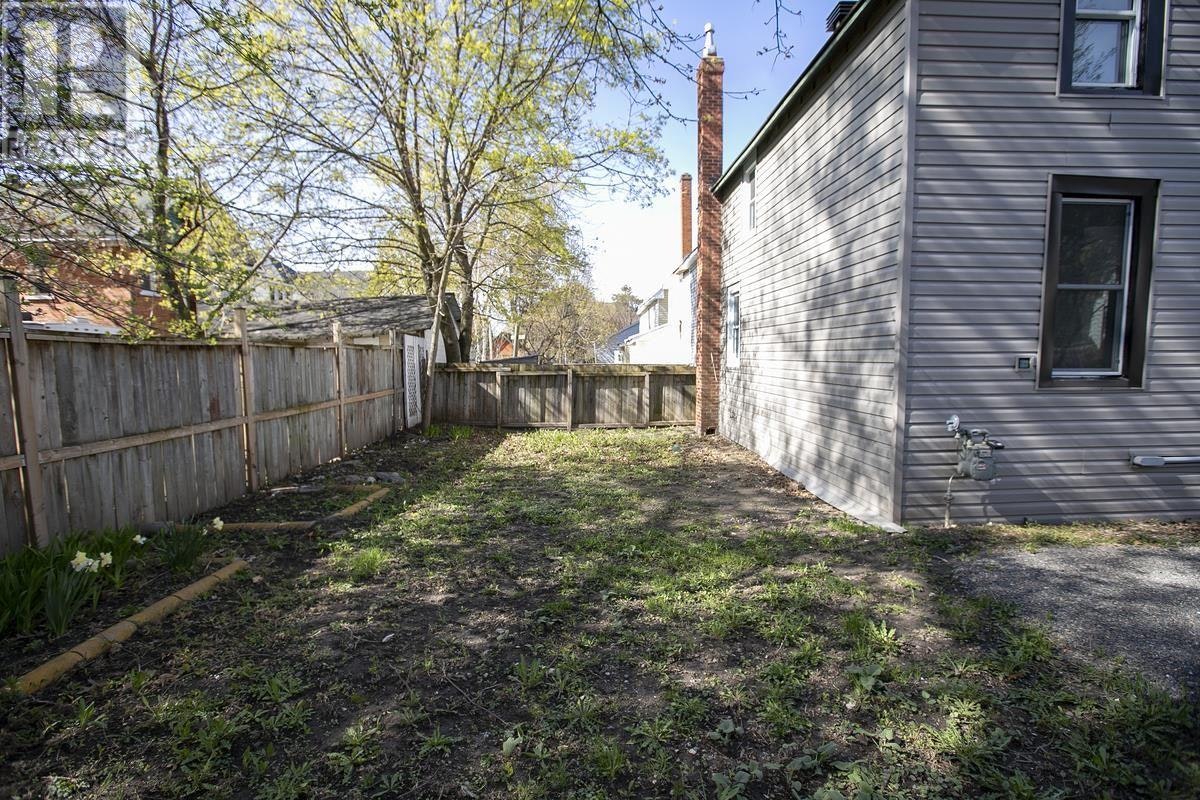 136 Biggings Avenue, Sault Ste. Marie, ON, P6A 3T9 - 5