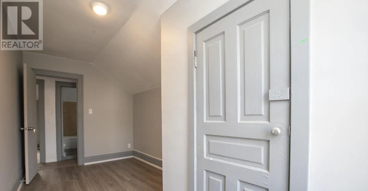 136 Biggings Avenue, Sault Ste. Marie, ON, P6A 3T9 - 35