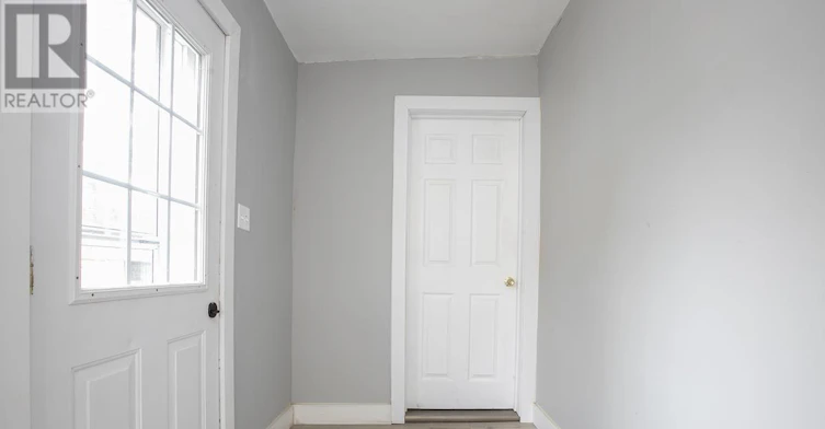 136 Biggings Avenue, Sault Ste. Marie, ON, P6A 3T9 - 14