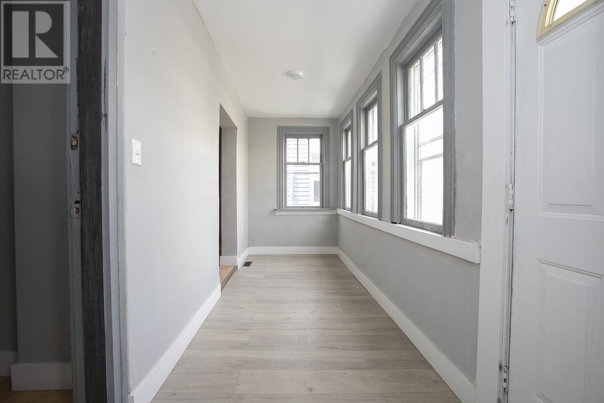 136 Biggings Avenue, Sault Ste. Marie, ON, P6A 3T9 - 9