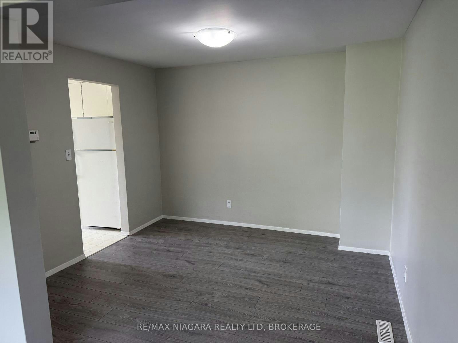 1-21 Woodlawn Road, Welland, ON, L3C 5Y7 - 5