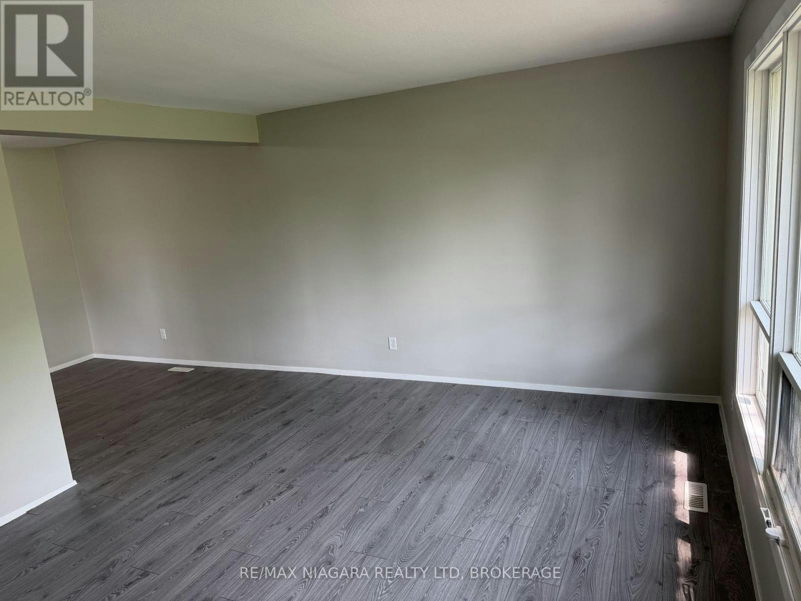 1-21 Woodlawn Road, Welland, ON, L3C 5Y7 - 6