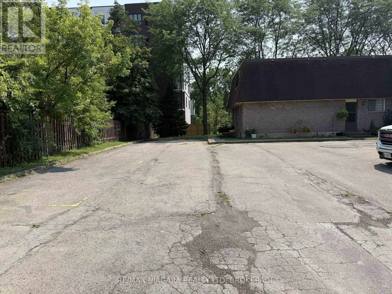 1-21 Woodlawn Road, Welland, ON, L3C 5Y7 - 14