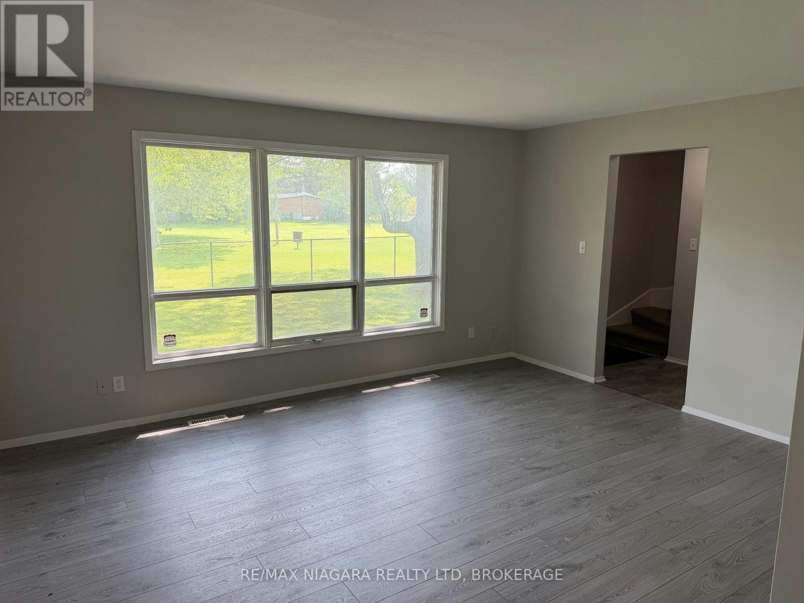 1-21 Woodlawn Road, Welland, ON, L3C 5Y7 - 4