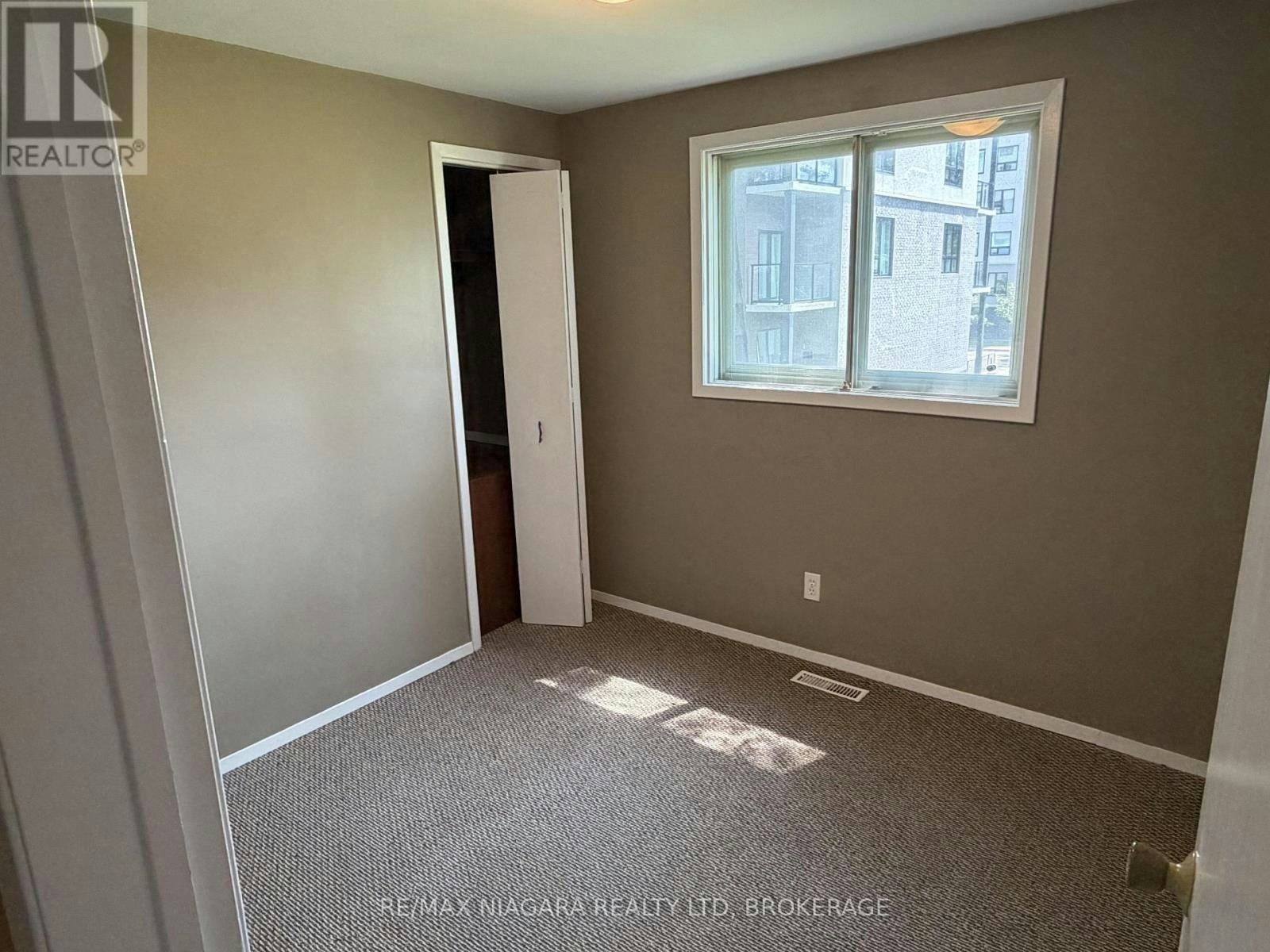 4-21 Woodlawn Road, Welland, ON, L3C 5Y7 - 8
