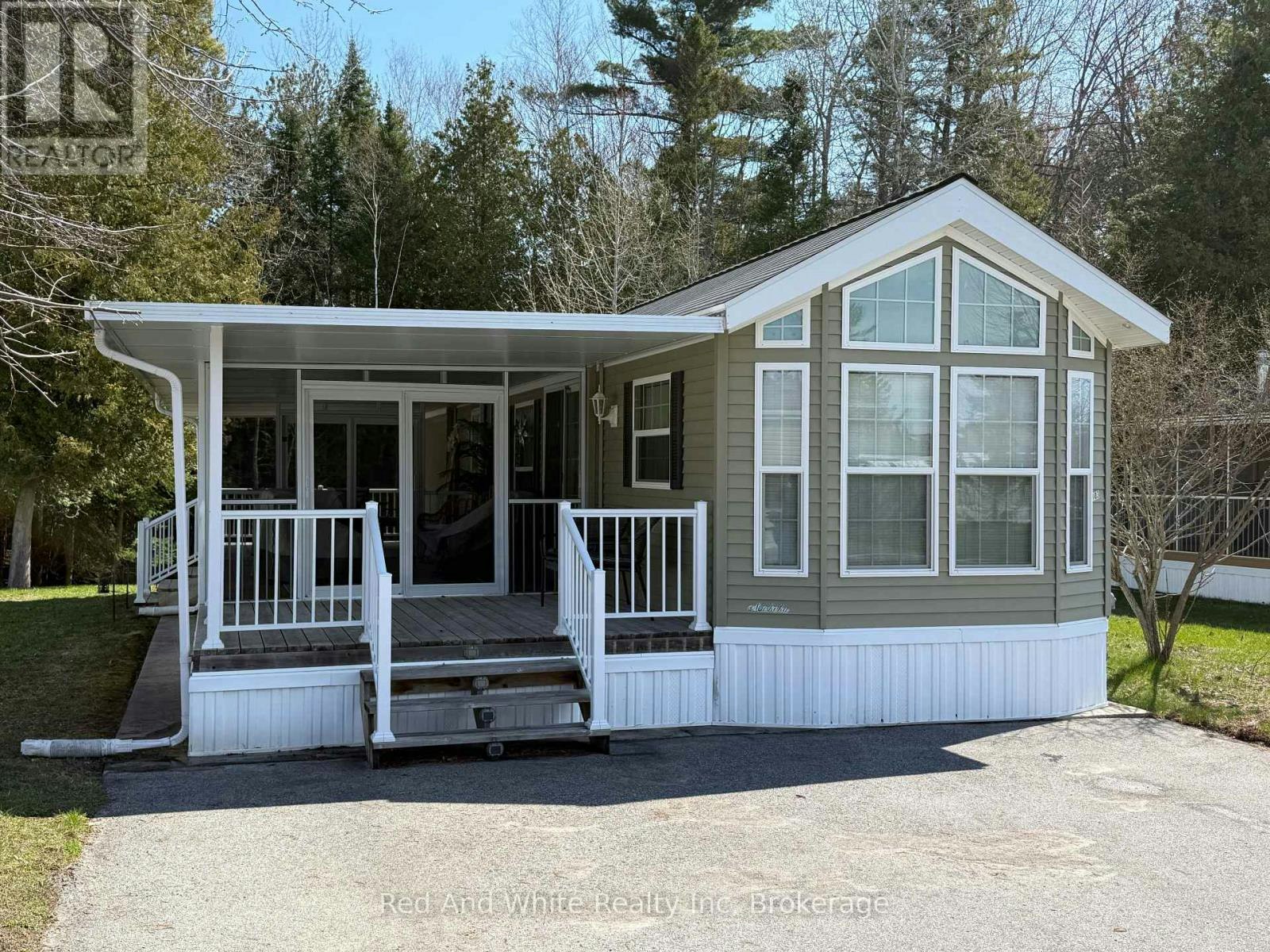 103 Madawaska Trail, Wasaga Beach, ON, L9Z 1X7