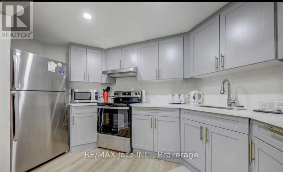 LOWER-107 Apple Blossom Boulevard, Clarington, ON, L1C 4T7 - 6