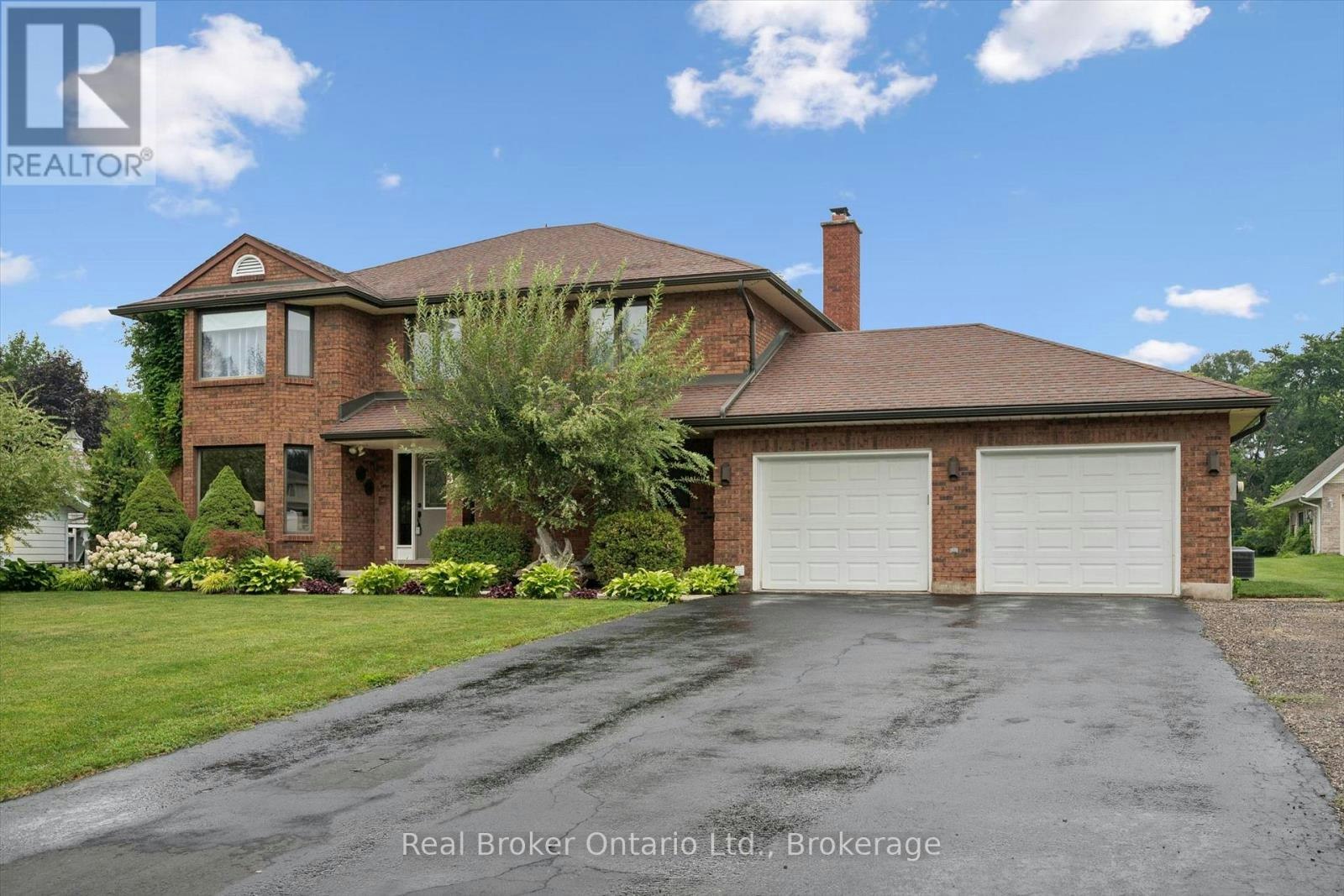 32 Sunset Drive, Woolwich, ON, N0B 2V0