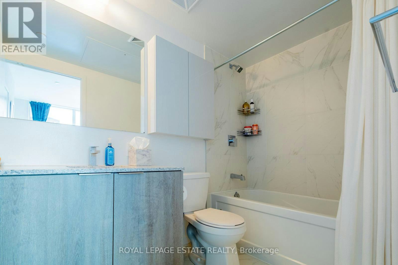 657-31 Tippett Road, Toronto, ON, M3H 0C8 - 19