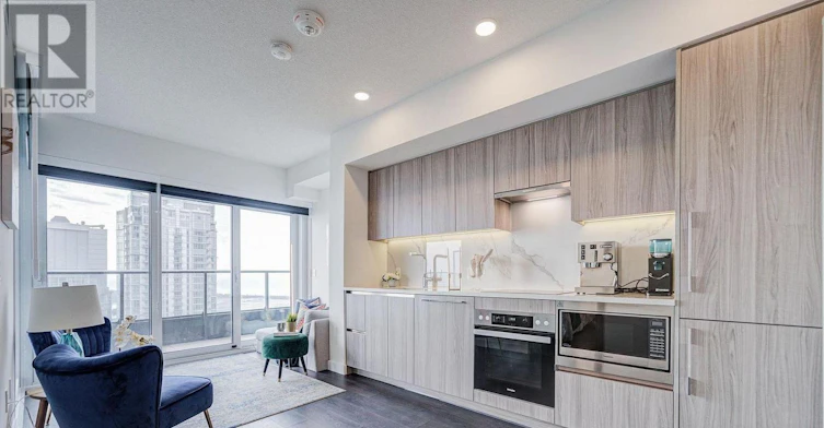 4209-1 Concord Cityplace Way, Toronto, ON, M5V 0T5 - 7