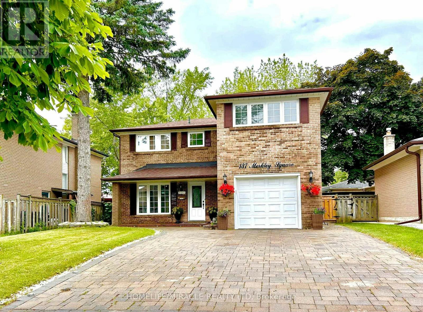 137 Merkley Square, Toronto, ON, M1G 2Y5