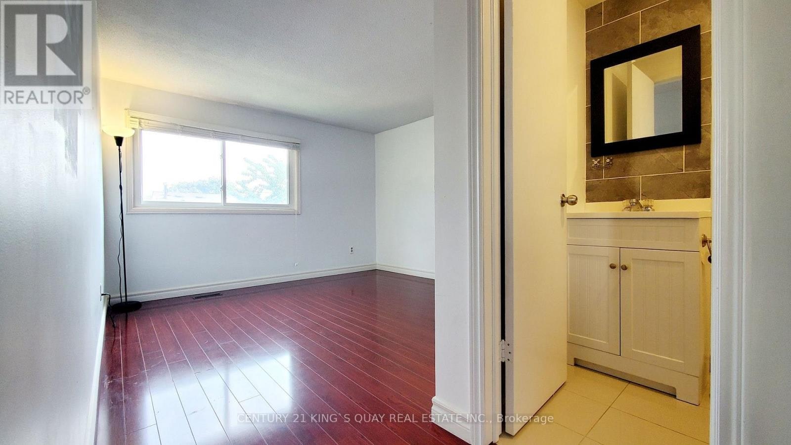 51 Carolbreen Square, Toronto, ON, M1V 1J1 - 11