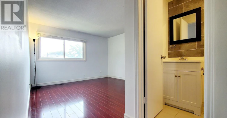 51 Carolbreen Square, Toronto, ON, M1V 1J1 - 11