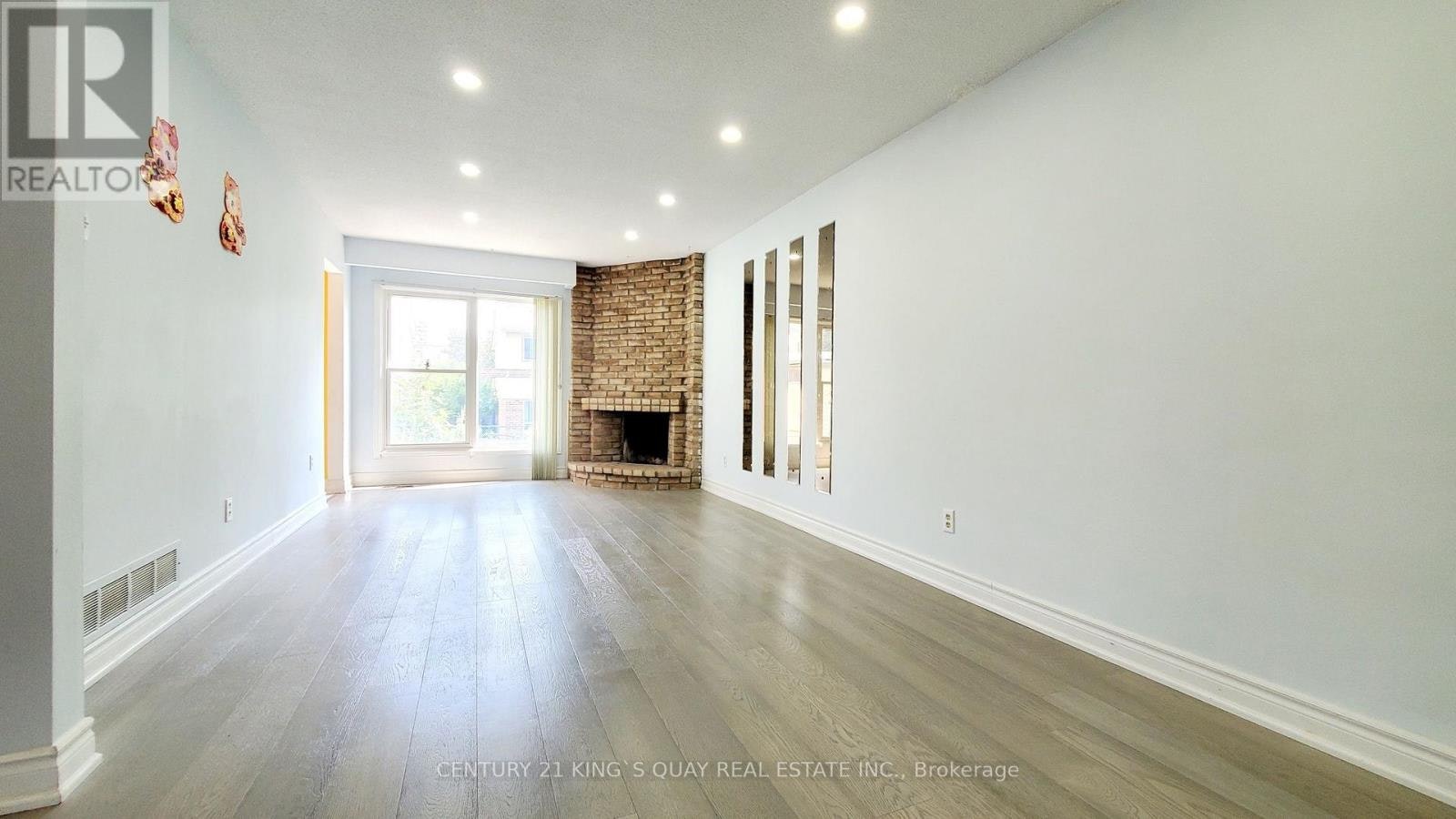 51 Carolbreen Square, Toronto, ON, M1V 1J1 - 4