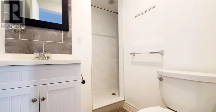 51 Carolbreen Square, Toronto, ON, M1V 1J1 - 13