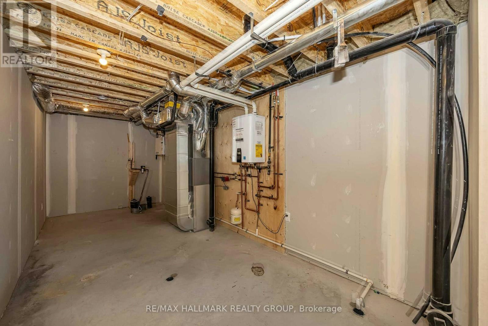 422 Rolling Meadow Crescent, Ottawa, ON, K1W 0X6 - 35